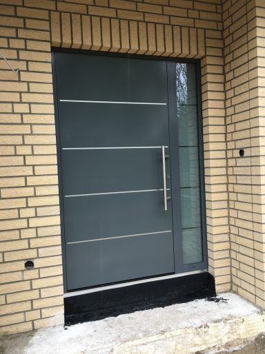 HAT EPDM Bodenanschluss Fachmannsgerecht. 
Vorschrift:  Mindeststärke 1,2mm ,  Vollflächig geklebt. 