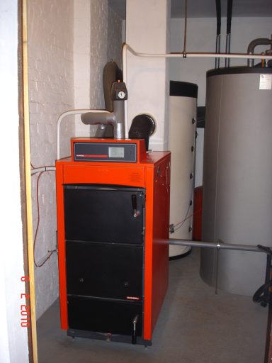 Holzvergaser / Solarthermie / Photovoltaik